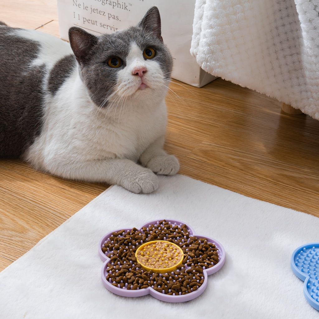 🌻 Sunflower Dual-Color Lick Mat – Anti-Anxiety, Slow Feeder, Non-Slip Base 🍽️🐱